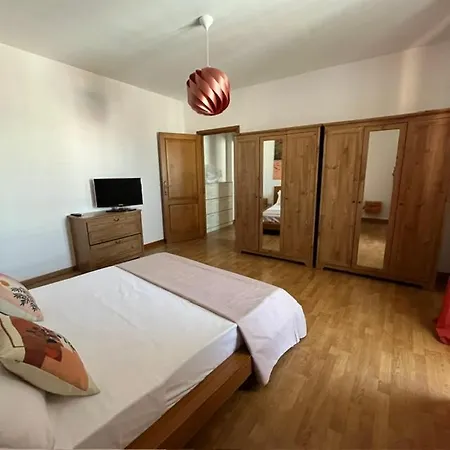La Colonial Appartement *